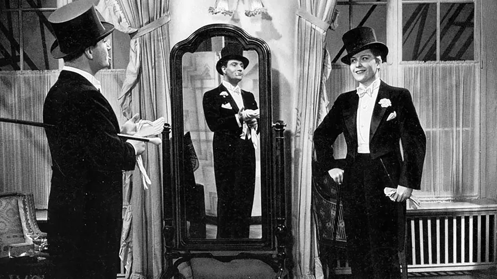 Victor-and-Victoria_main